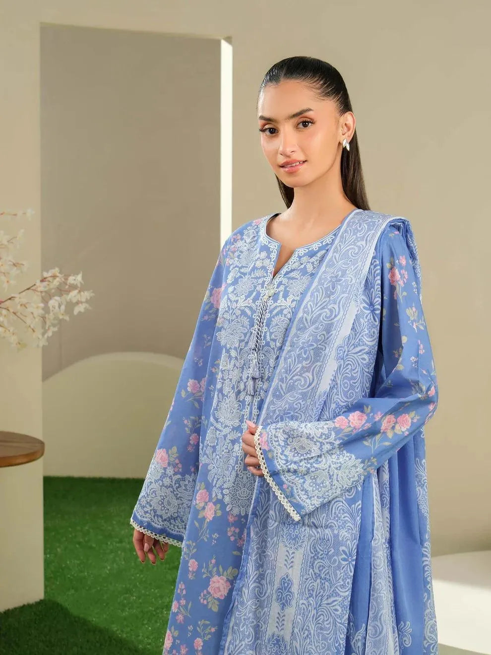 Women's 3 Pcs Printed Lawn Suit Purple Bridal Daily Wear