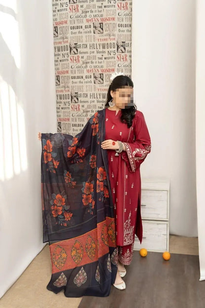 Maroon Embroidered 3 Pcs Women Suit with Pashmina Dupatta