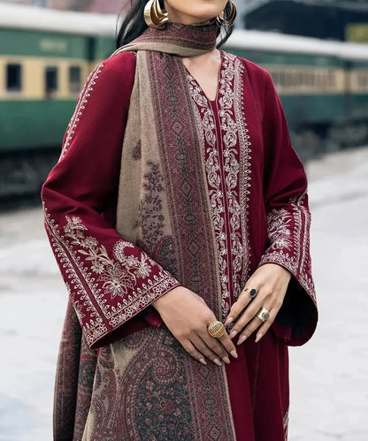 Maroon Embroidered Women's 3Pcs Lawn Suit Set