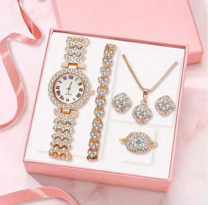 watch for girls, and Popular Fashion Roman Embossed Diamond Women Watch Jewelry Luxury Gift Accessories Box Set Fashion Ladies Watch Gift Set, for girls, women.